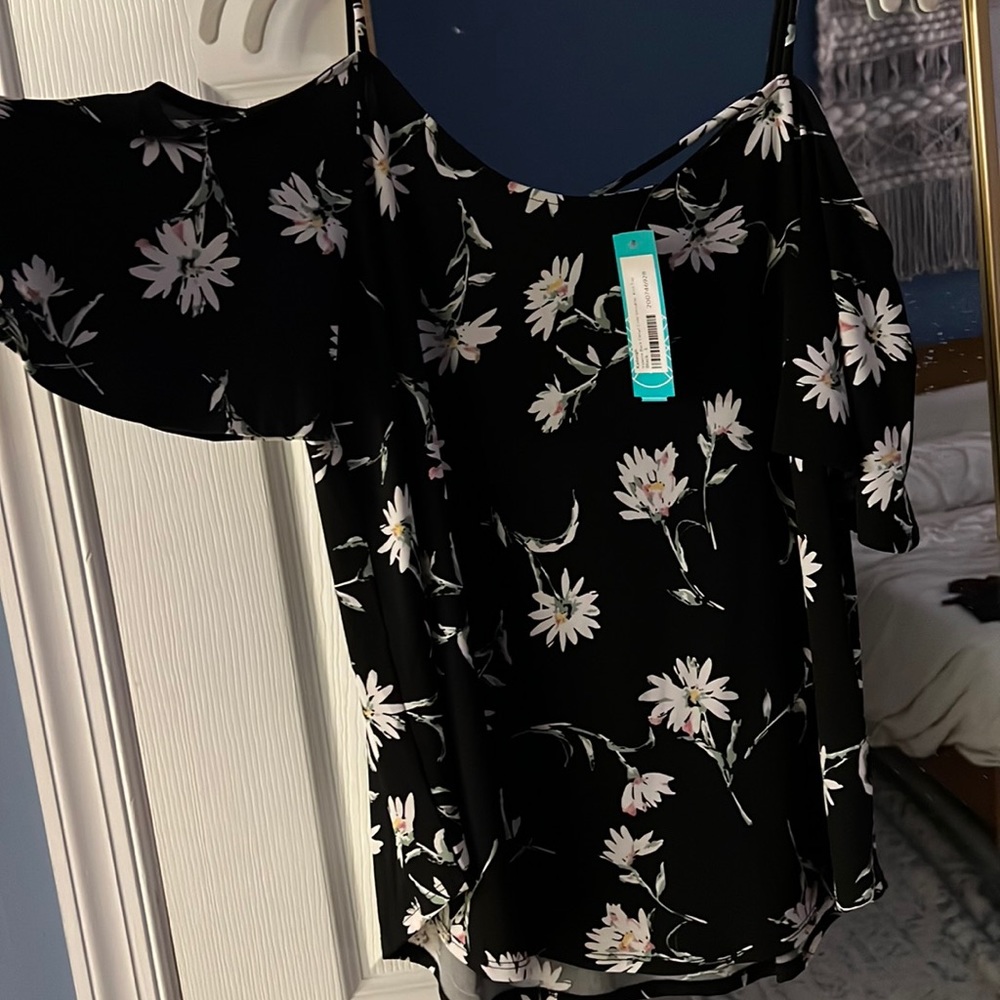 Stitch Fix Cold Shoulder Black Floral Top Size L